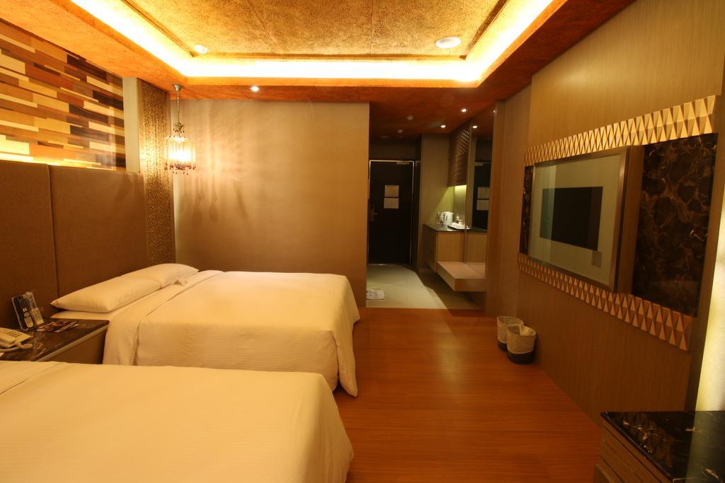 R7 Hotel Kaohsiung Exterior foto