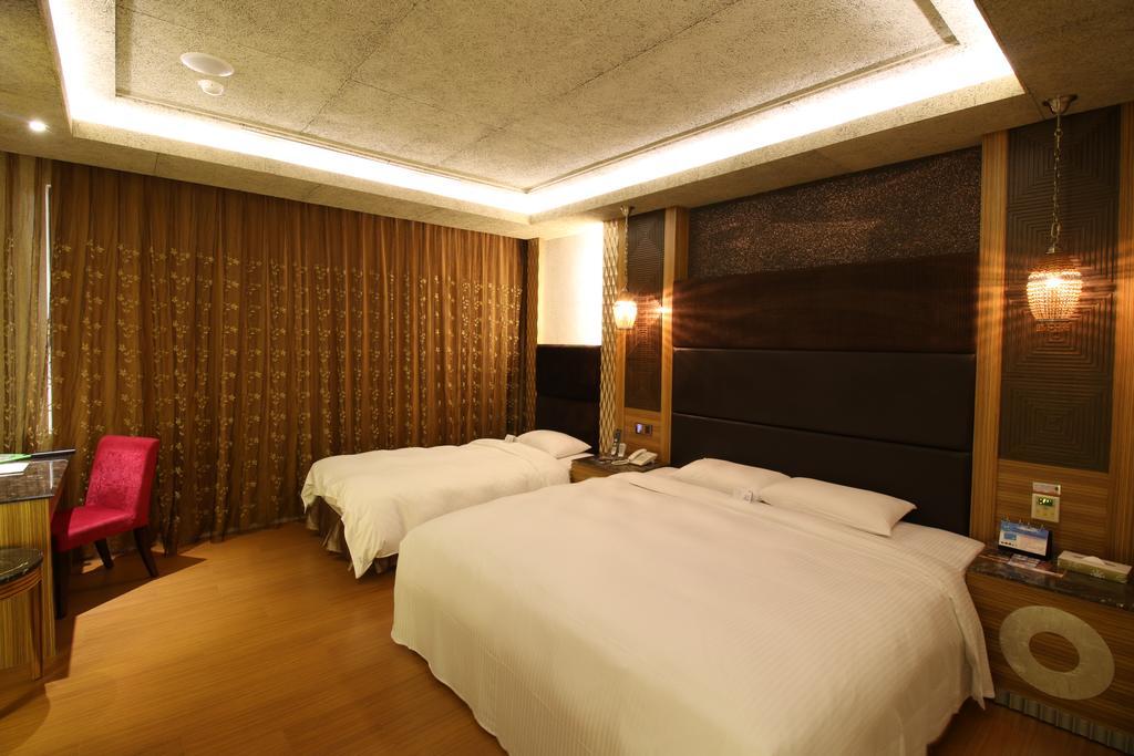 R7 Hotel Kaohsiung Exterior foto