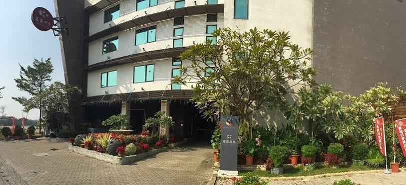 R7 Hotel Kaohsiung Exterior foto